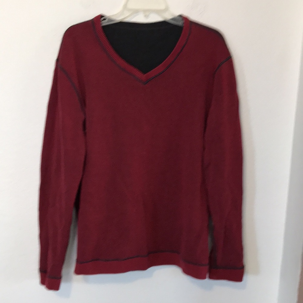 REVERSABLE SWEATER/SWEATSHIRT CHARCOAL BLACK & MAROON SIZE XL NWOT EXCELLENT CON